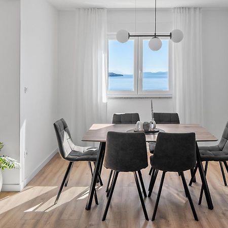 Apartments Bakota Omiš Exteriör bild