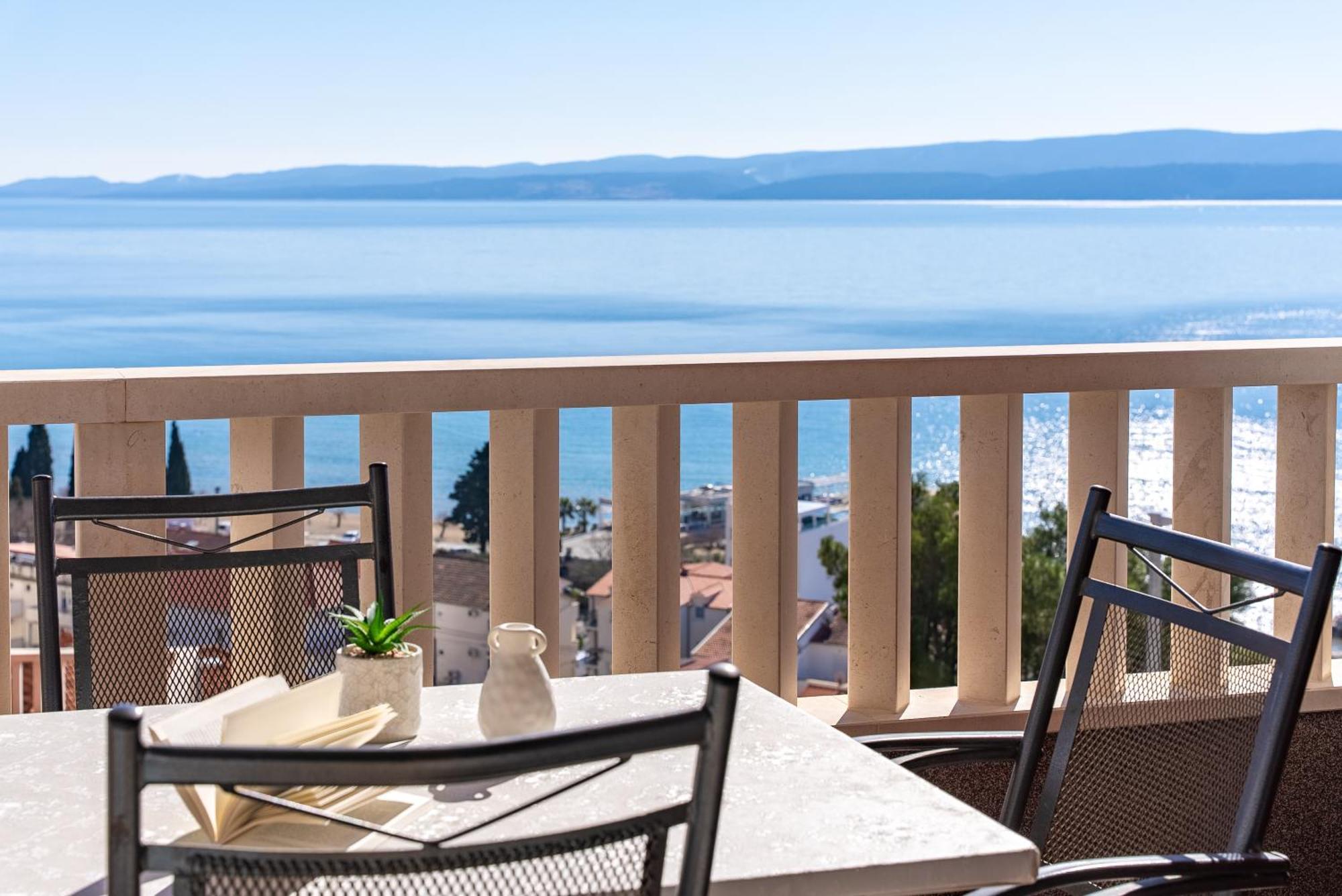 Apartments Bakota Omiš Exteriör bild
